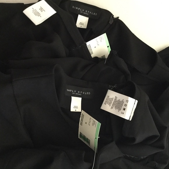 Little black dress with ruffle sleeves - Picture 4 of 8